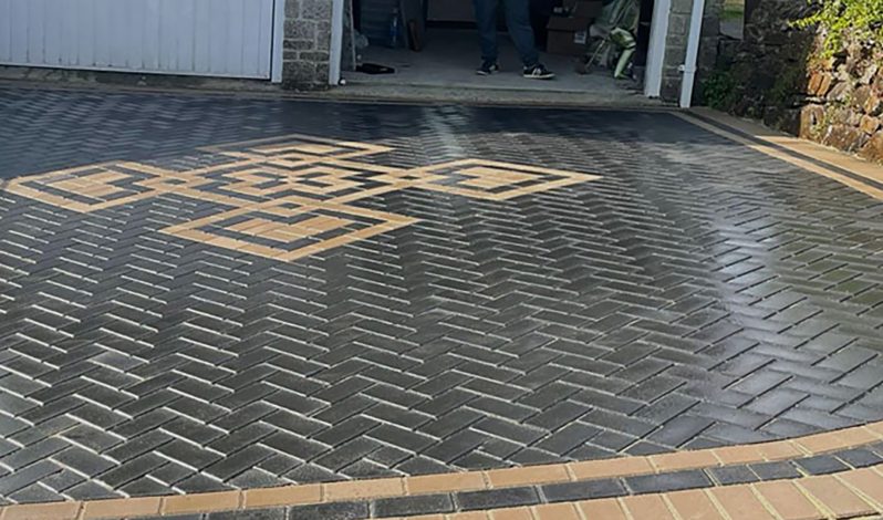 paving contractor plymouth